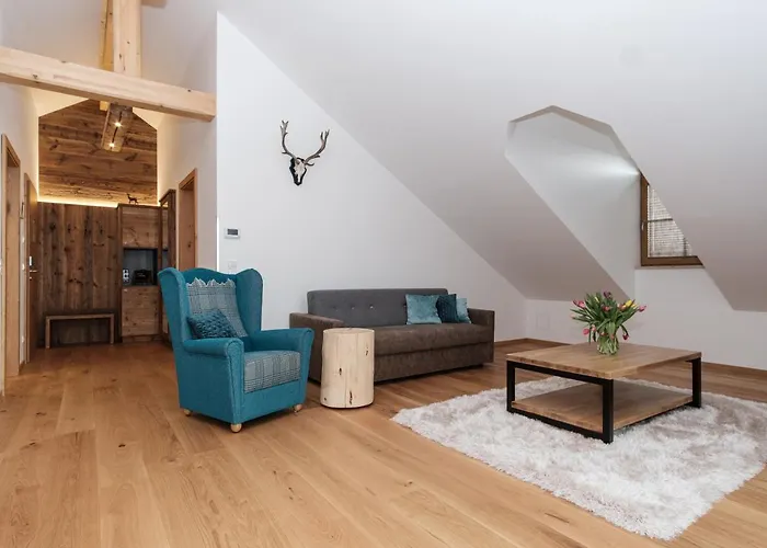 Der Obere Wirt Zum Queri 안데흐