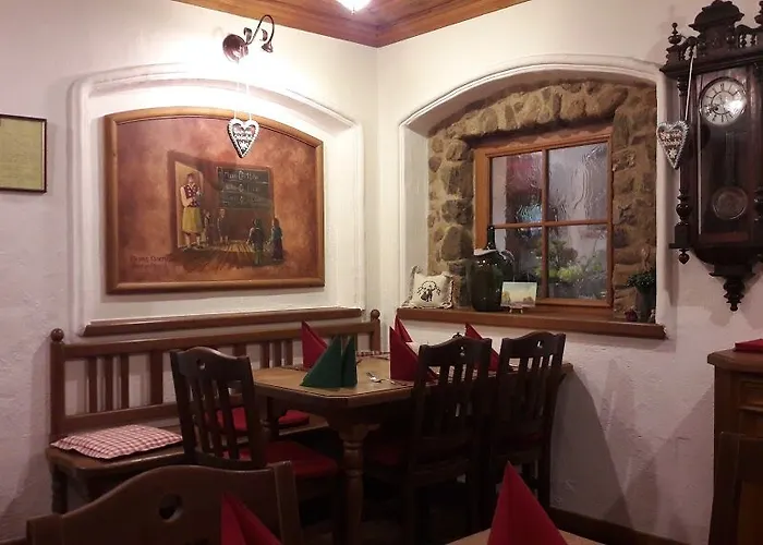 Hotel Der Obere Wirt Zum Queri 4*